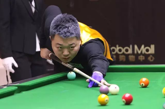 正是因为他 正是因为他