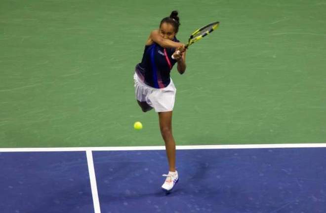 展现了极高 展现了极高