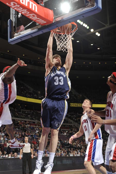 以快速控球 以快速控球