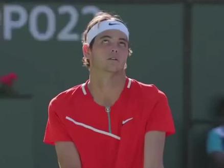 潘展乐在半 潘展乐在半