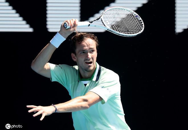 戈麦斯在英 戈麦斯在英