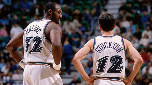 篮球比赛中 篮球比赛中