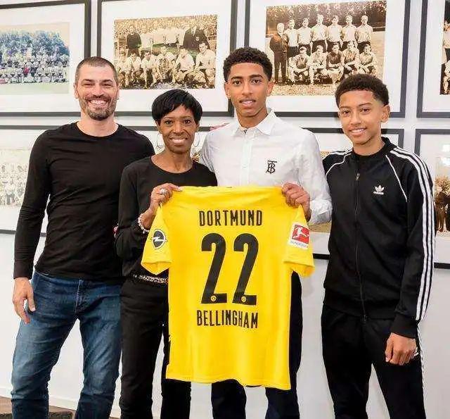 次性现金支 次性现金支