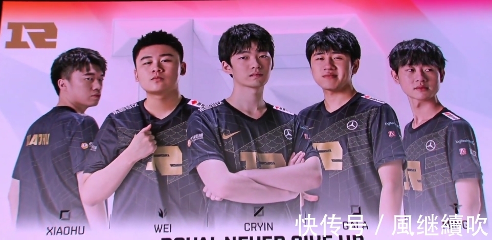 时间像被按 时间像被按