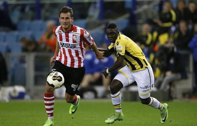 光聚焦于 光聚焦于